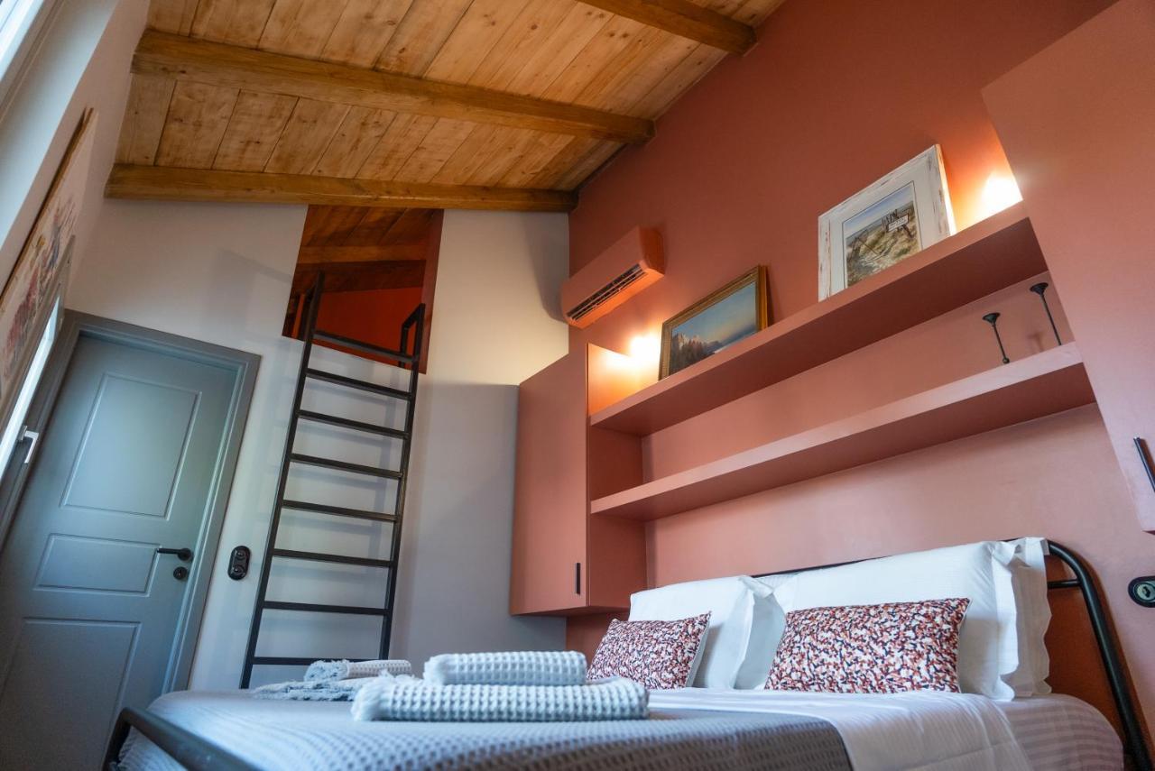 Villa Hermes In Anafiotika Athens ! Atenas Exterior foto